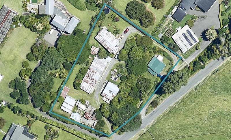 147 Clarke Road, Te Puna, Tauranga - Carousel 1