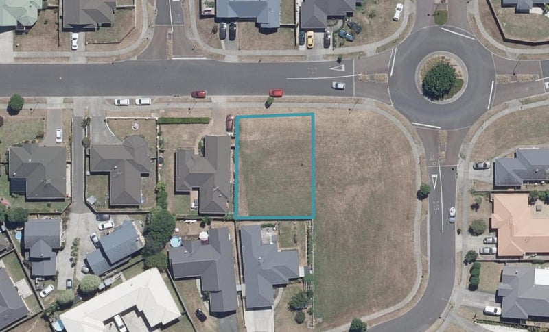 42 Nottingham Drive, Hamilton East, Hamilton - Carousel 1