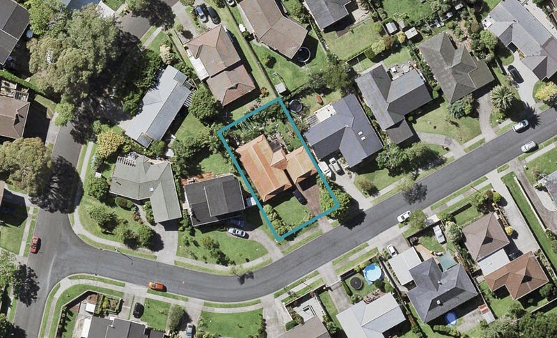 6 Serrita Avenue, Sunnyhills, Auckland - Carousel 1