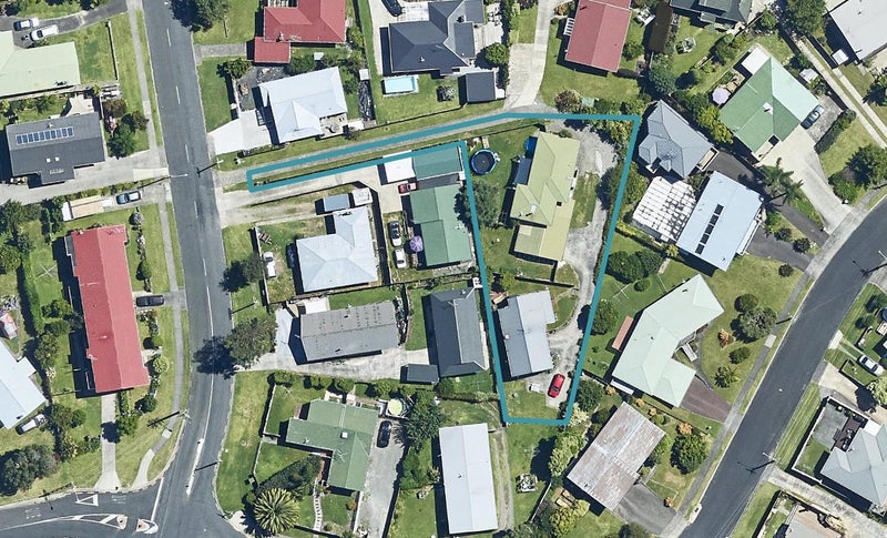 26B Hall Road, Matua, Tauranga - Carousel 1
