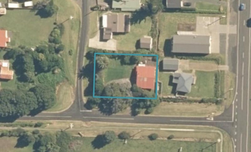 4 Rangi Street, Mōkau - Carousel 1