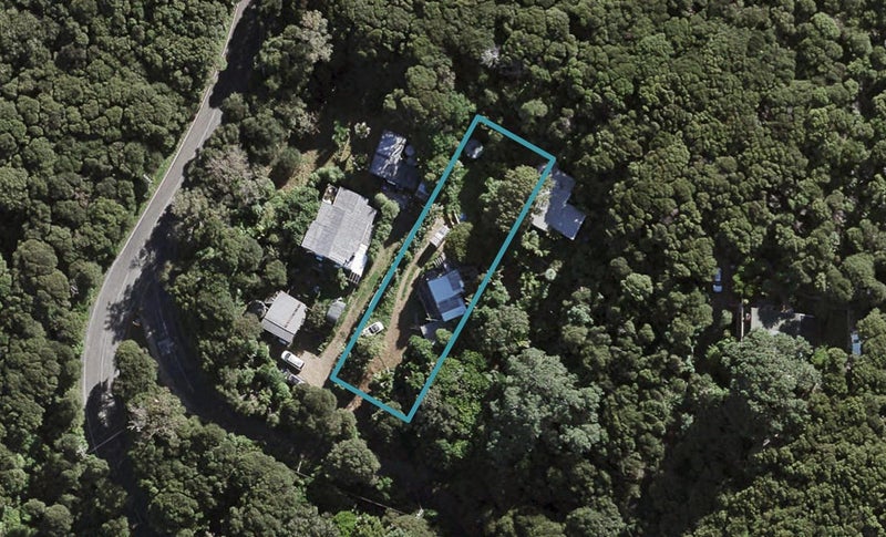 5 Okoka Road, Omiha, Waiheke Island - Carousel 1