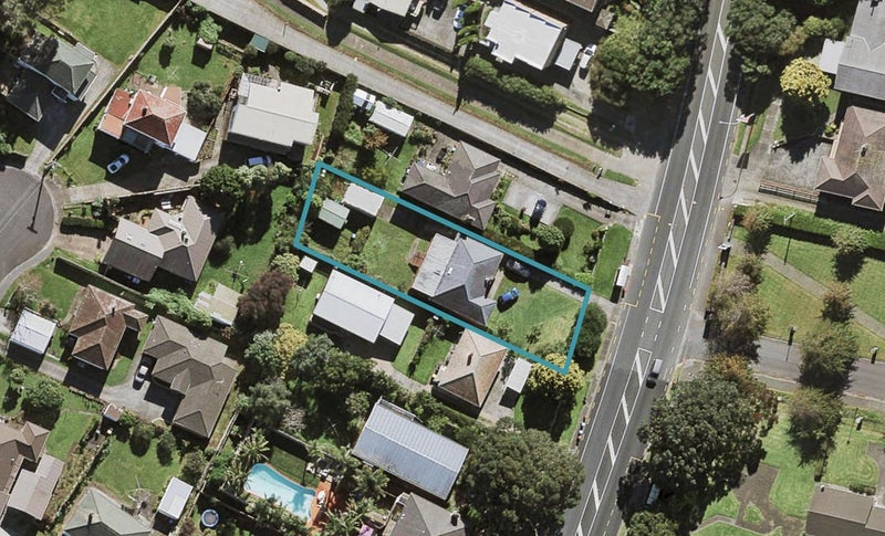 63 Hillsborough Road, Hillsborough, Auckland - Carousel 1