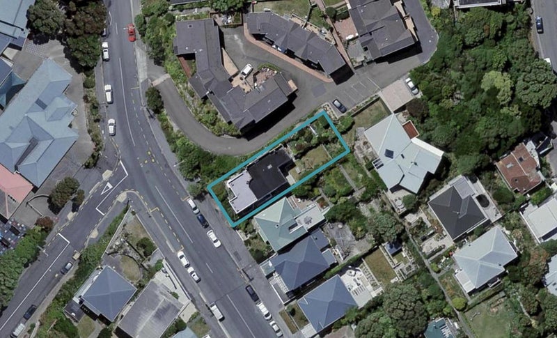 17A Arawa Road, Hataitai, Wellington - Carousel 1