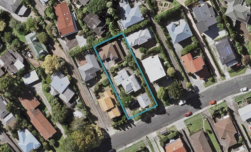 1/29 Wolsley Avenue, Milford, Auckland - Carousel 1