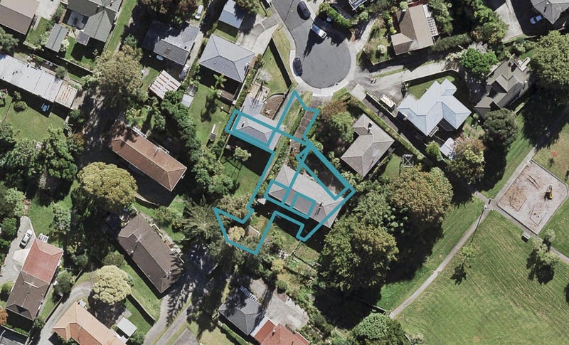 7/37 Camelot Place, Glenfield, Auckland - Carousel 1