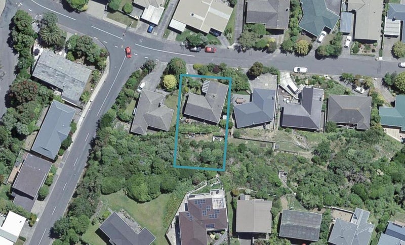 56 Collier Avenue, Karori, Wellington - Carousel 1