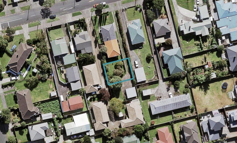 34B Victor Street, Avondale, Auckland - Carousel 1