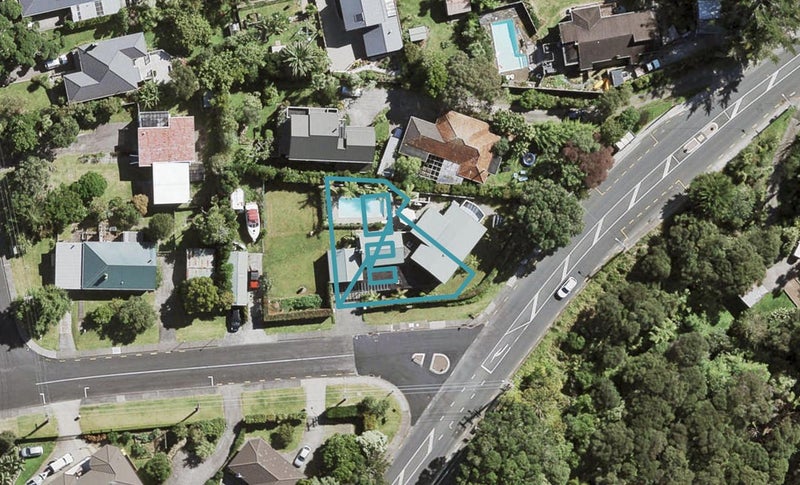 281C Titirangi Road, Titirangi, Auckland - Carousel 1