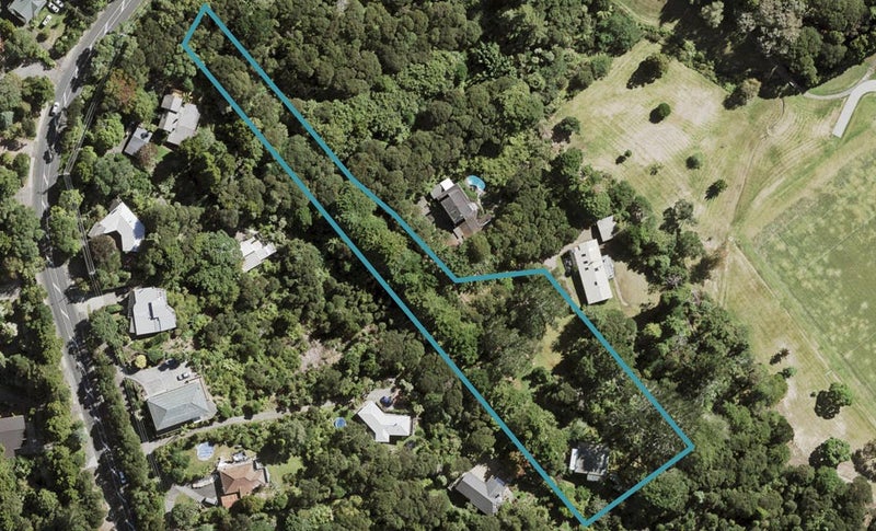 302 Titirangi Road, Titirangi, Auckland - Carousel 1