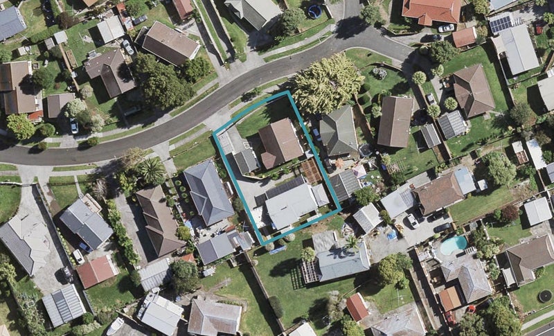 2/34 Rosemead Place, Randwick Park, Auckland - Carousel 1