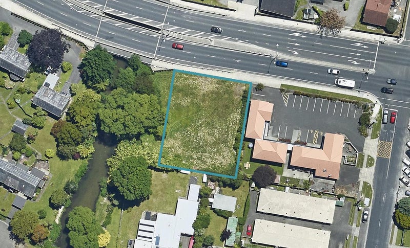 98 Lake Road, Ohinemutu, Rotorua - Carousel 1