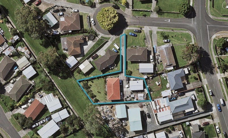 6 Aldo Place, Clover Park, Auckland - Carousel 1