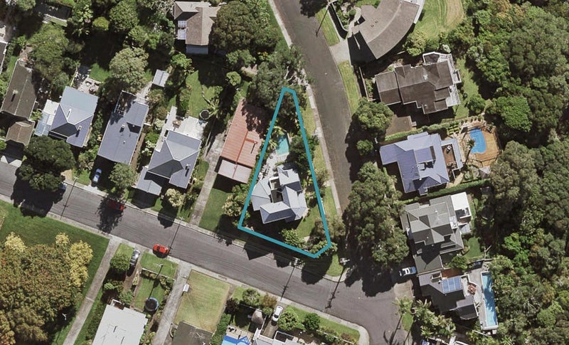 10 Waimana Avenue, Northcote Point, Auckland - Carousel 1