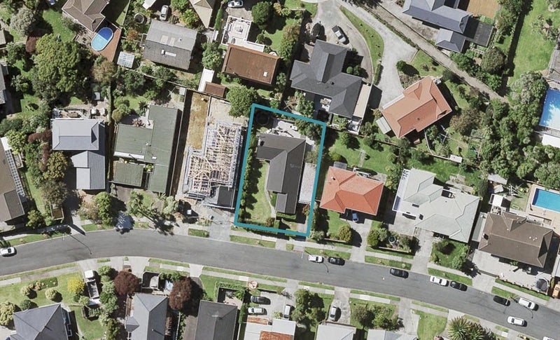 29 The Crest, Sunnyhills, Auckland - Carousel 1
