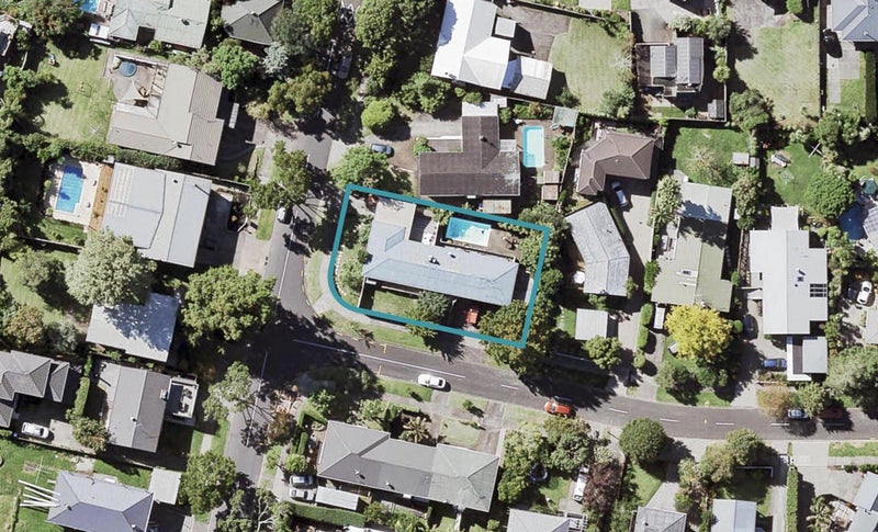 16 Sierra Street, Glendowie, Auckland - Carousel 1