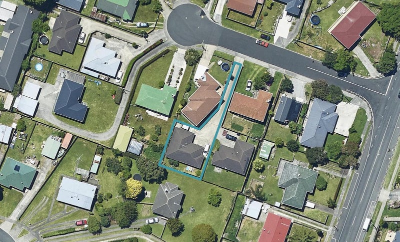 8A Wembury Grove, Parkvale, Tauranga - Carousel 1