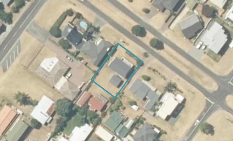 503 Harbour View Road - Carousel 1