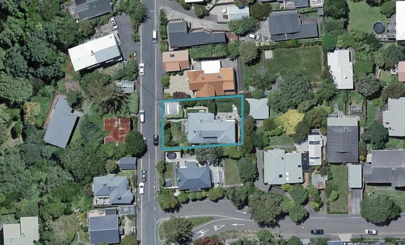 83 Creswick Terrace, Northland, Wellington - Carousel 1