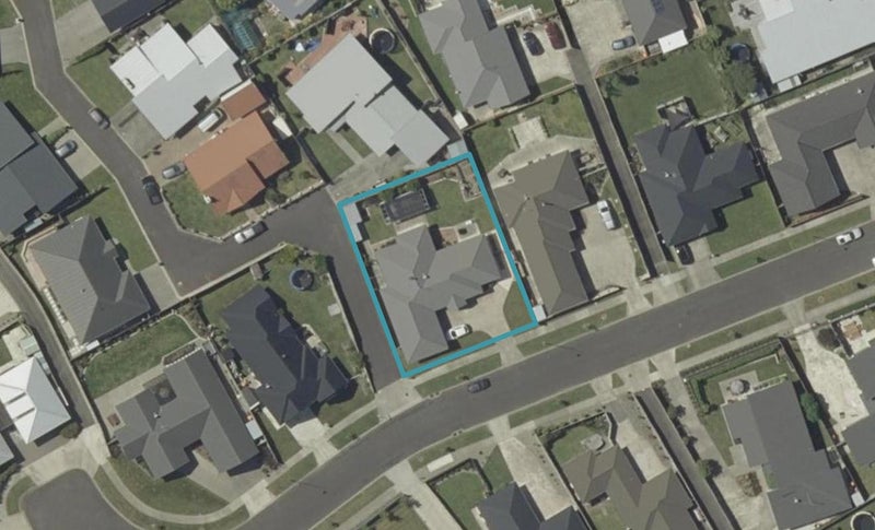 24 Chestnut Close, Kelvin Grove, Palmerston North - Carousel 1