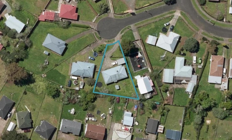 33 Taraire Crescent, Otangarei, Whangarei - Carousel 1