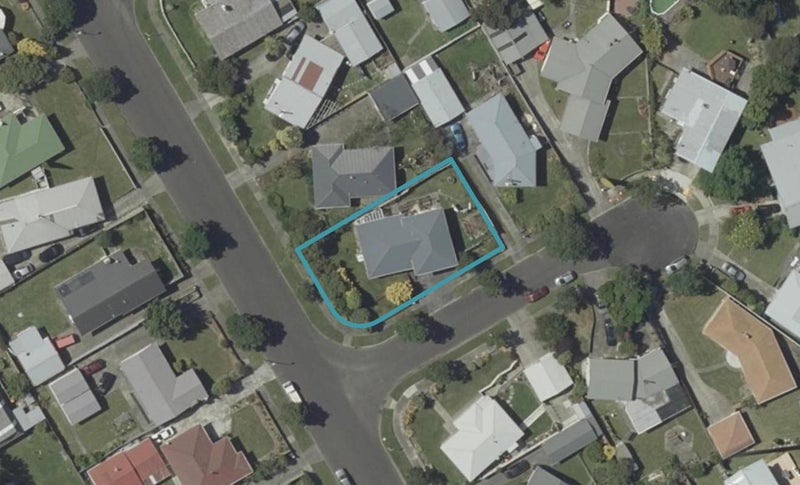 1 Mahia Place, Kelvin Grove, Palmerston North - Carousel 1