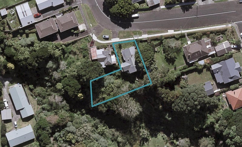 27 Dorset Avenue, Westown, New Plymouth - Carousel 1