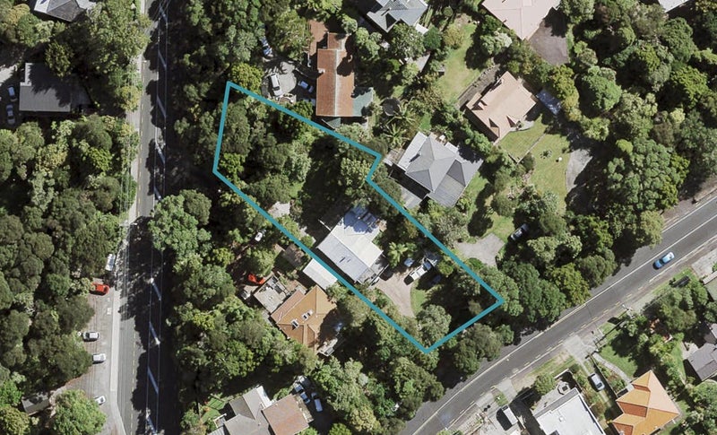 239 Godley Road, Titirangi, Auckland - Carousel 1