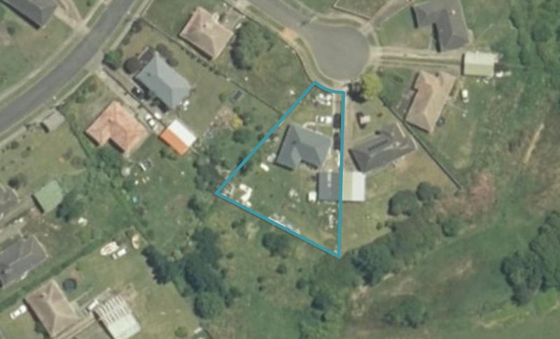 6 Tainui Street, Meremere - Carousel 1