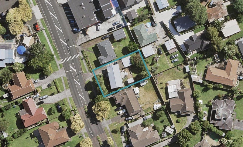 95 Tington Avenue, Wattle Downs, Auckland - Carousel 1