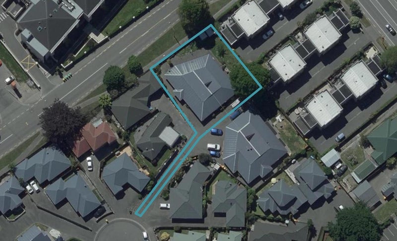 7/42 Parade Court, Addington, Christchurch - Carousel 1