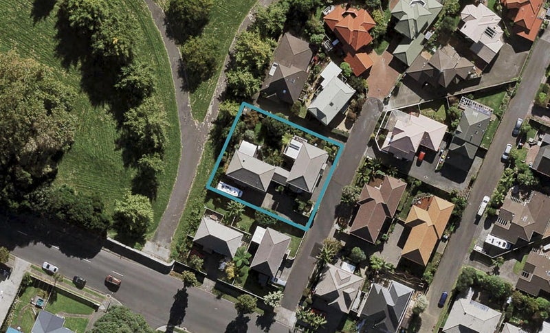 6 The Oaks, Ellerslie, Auckland - Carousel 1