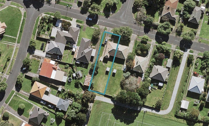 15 Fearon Avenue, Mount Roskill, Auckland - Carousel 1