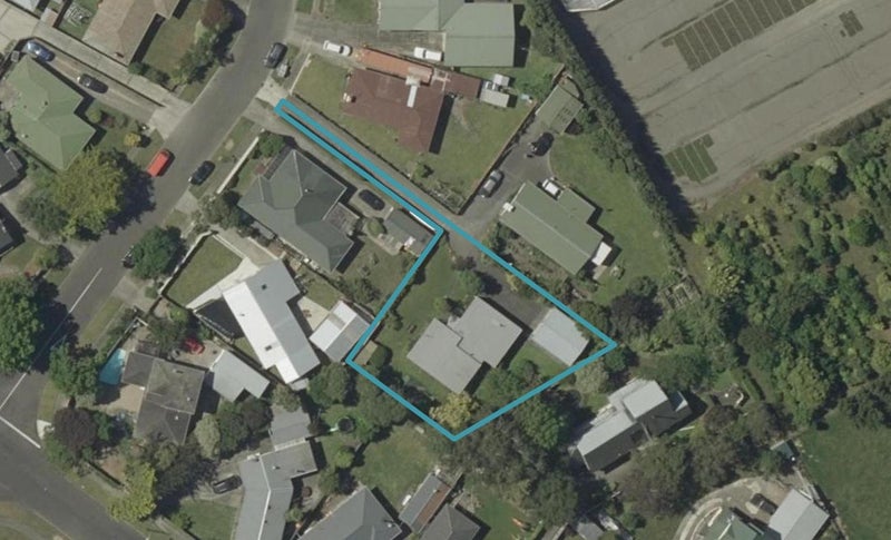 15 Patea Place, Terrace End, Palmerston North - Carousel 1