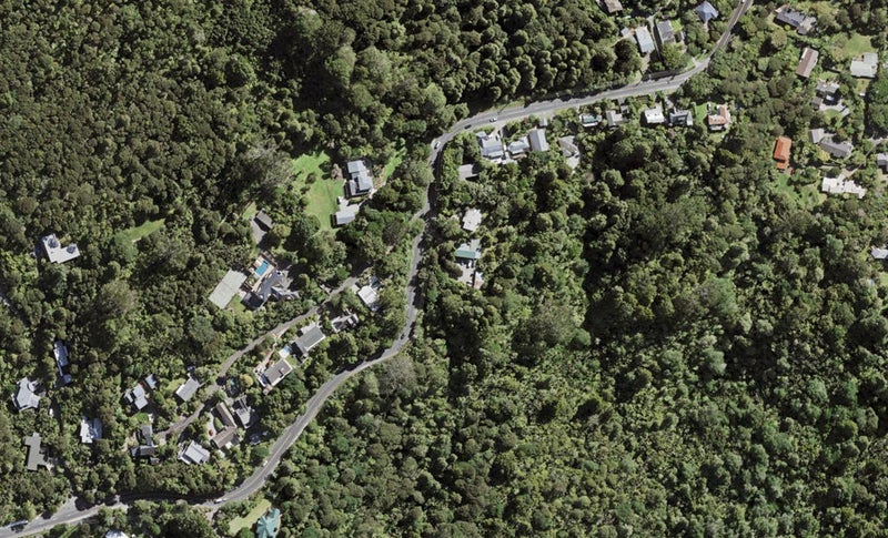 58 Huia Road, Titirangi, Auckland - Carousel 1