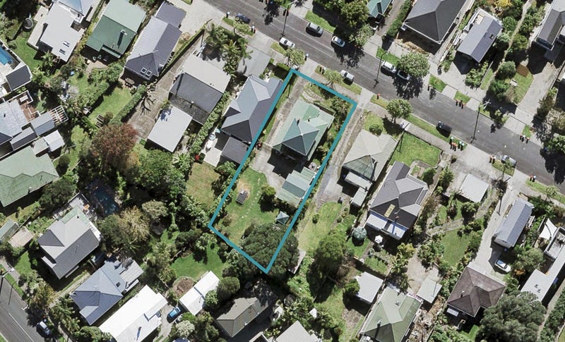 34 Springfield Road, Morningside, Auckland - Carousel 1