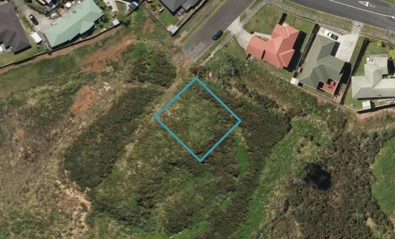44 Royal Saint Annes Drive, Te Kamo, Whangārei - Carousel 1