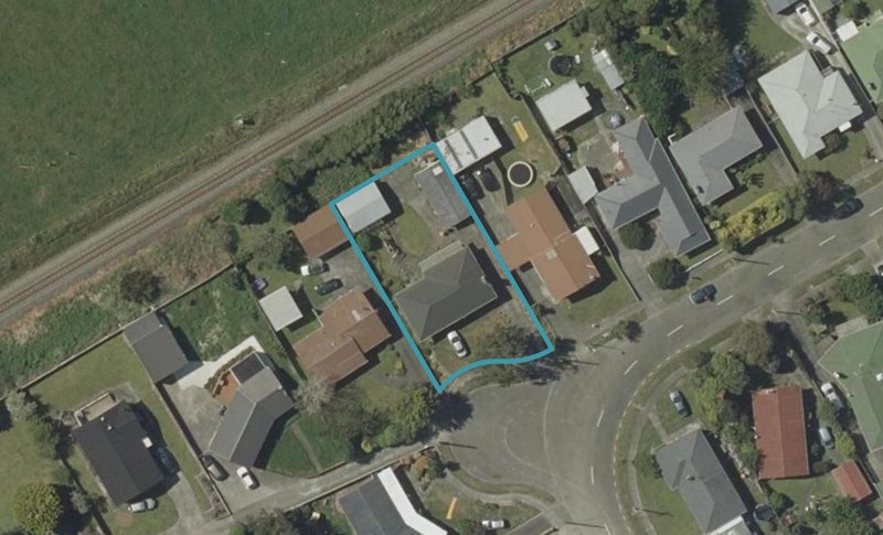 29 Sutherland Crescent, Westbrook, Palmerston North - Carousel 1