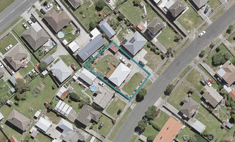 111 Molesworth Street, Taita, Lower Hutt - Carousel 1