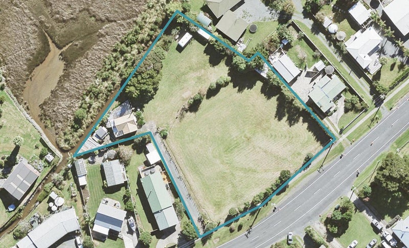 556 Leigh Road, Warkworth - Carousel 1