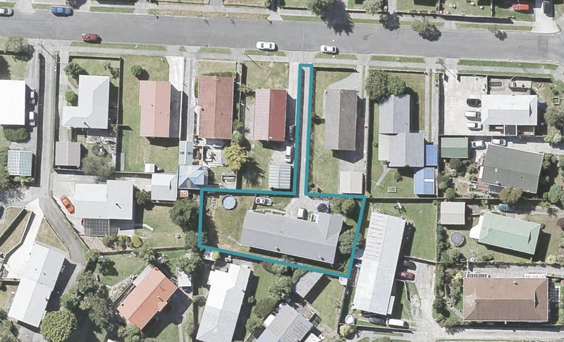 7B Stockdale Street, Wainuiomata, Lower Hutt - Carousel 1