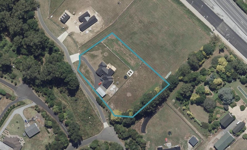 6 Townshend Lane, Tamahere, Hamilton - Carousel 1