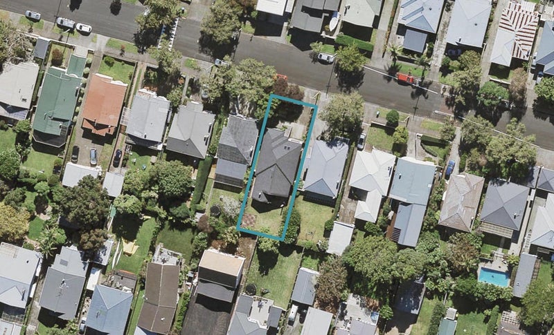 92 Peary Road, Mount Eden, Auckland - Carousel 1