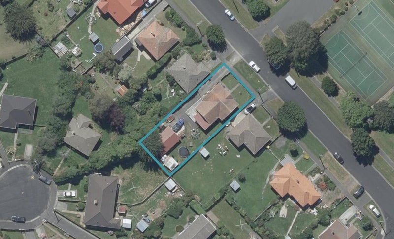 12 Hislop Street, Liberton, Dunedin - Carousel 1