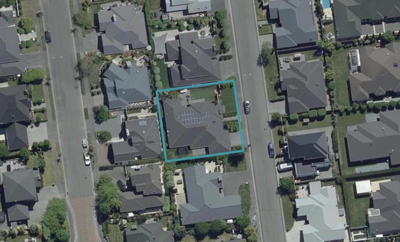 17 Applefield Court, Northwood, Christchurch - Carousel 1