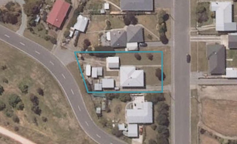 11 Gordon Street, Weston, Oamaru - Carousel 1