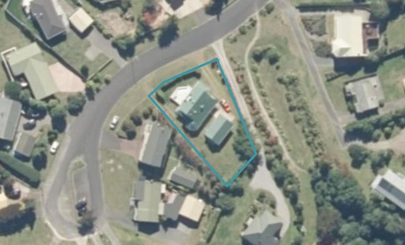 26 Boojum Dell, Kinloch, Taupō - Carousel 1