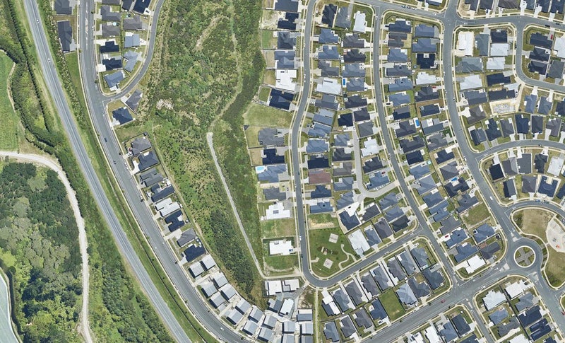 51 Penetaka Heights, Pyes Pa, Tauranga - Carousel 1