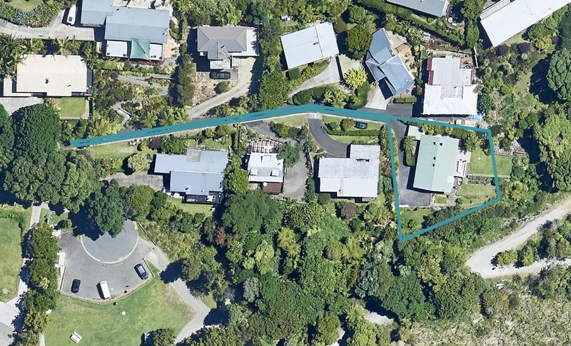 18 Coach Drive, Otumoetai, Tauranga - Carousel 1