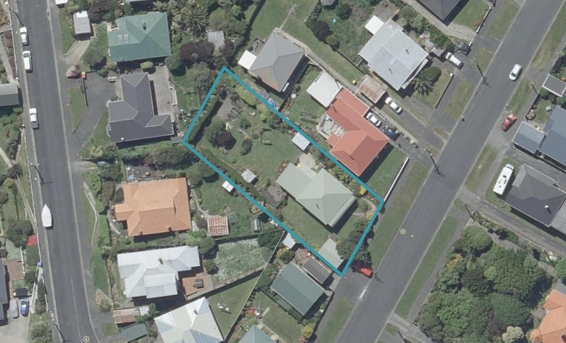 118 Tomahawk Road, Andersons Bay, Dunedin - Carousel 1